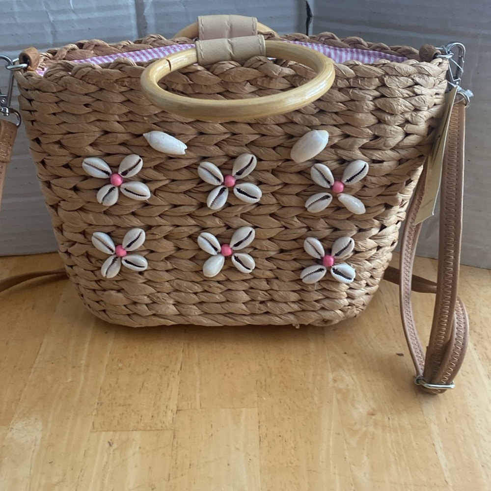 Collection XIIX Tan Woven Crossbody Bag with Shell Details - Picture 2 of 10